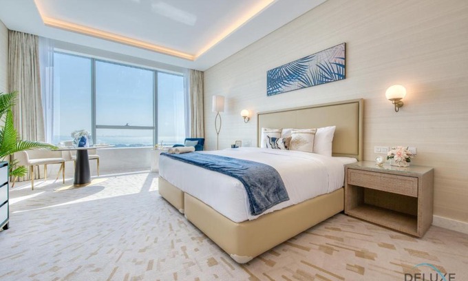 Palm Jumeirah Apartment | Posh Studio at The Palm Tower Palm Jumeirah by Deluxe Holiday Homes