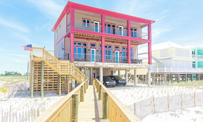 Fort Morgan House | Postcard views from your home equipped with a dream kitchen! Come enjoy luxurious living in a highly sought-after neighborhood in Fort Morgan.