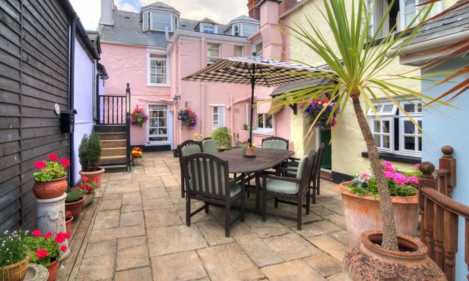 Shaldon Bed & Breakfast | Potters Mooring Guest House Hotel