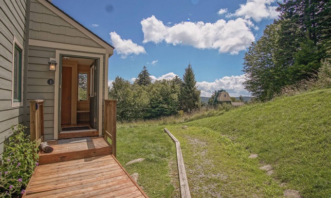 Snowshoe Condo | Powderidge 1 Hideaway Slope Side