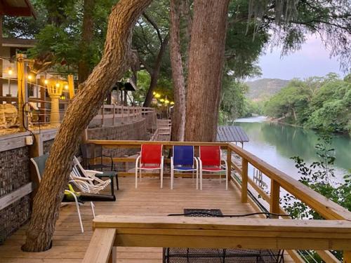 New Braunfels House | PRD 888 Ponderosa Cabin