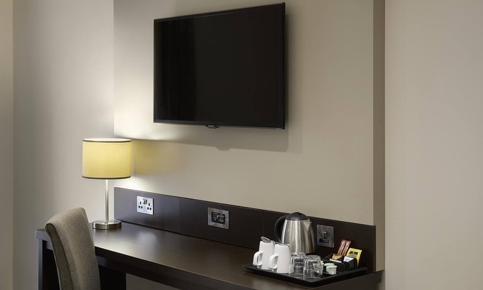 Borehamwood Hotel | Premier Inn London Elstree/Borehamwood