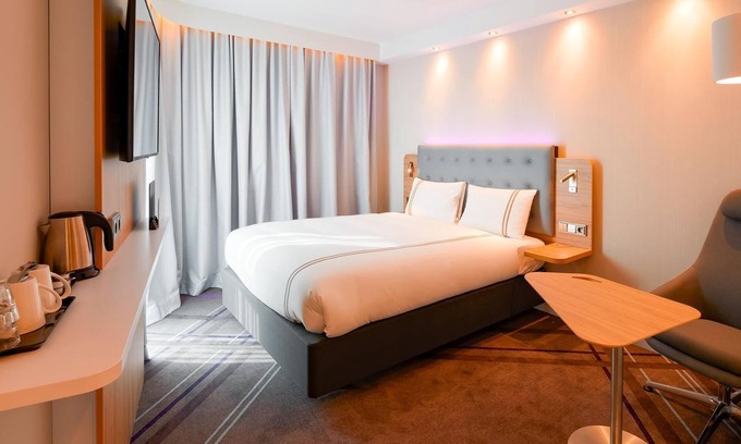 Schwetzingerstadt Hotel | Premier Inn Mannheim City Centre