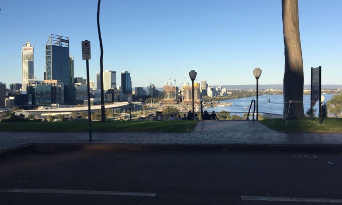 West Perth Apartment | premium 5*location 2bed large apartment ,very comfortable walk to kings park
