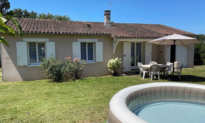 Bussac House | Pretty house in the countryside