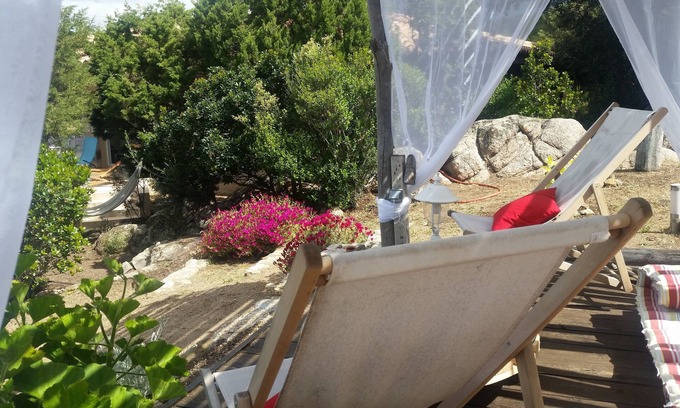 Tizzano Villa | pretty seaside villa for 8 people for lovers of the sea and the maqui
