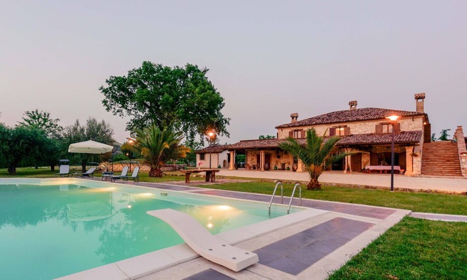 Campli Villa | Private Villa with sauna, WIFI, private pool, hot tub, TV, patio, panoramic view, close to Teramo