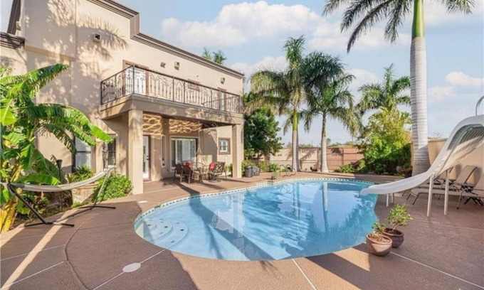 Garciasville House | Private 2 bedroom guest house off HWY 83