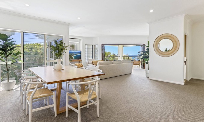 Castaways Beach House | Private Beachside Hideaway, Castaways Beach