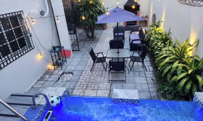 Santo Domingo House | PRIVATE HOUSE+HEATED POOL+BBQ+A/C+WIFI+HOT WATER+PET FRIENDLY, IN SANTO DOMINGO