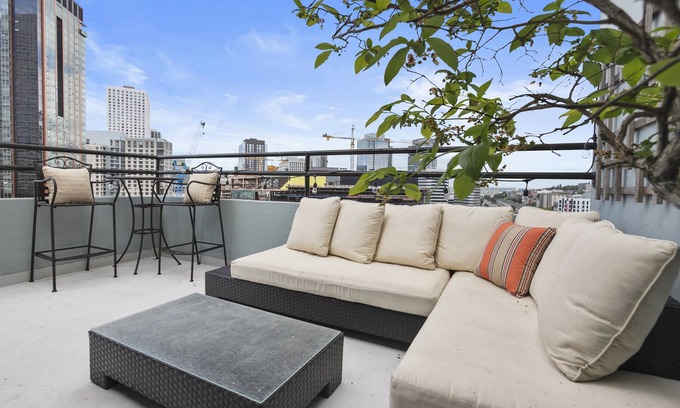 Downtown Seattle Apartment | Private Penthouse the heart of Seattle