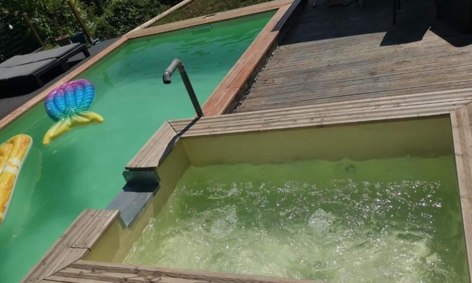 Gap Bed & Breakfast | Private shower room, WC and entrance. spa sauna and swimming pool