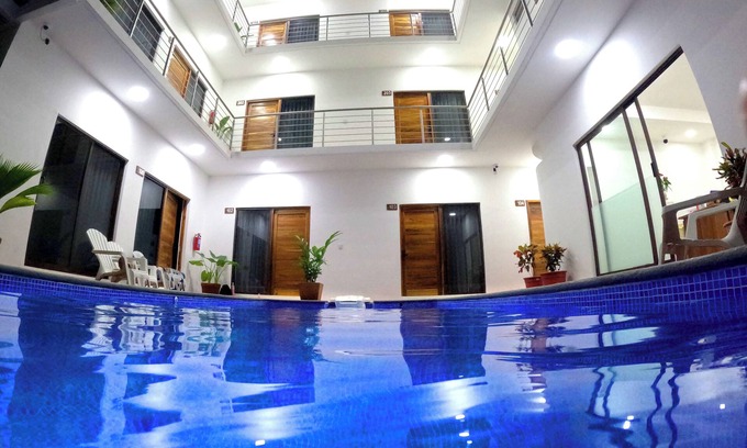 Brisas de Zicatela Hotel | Punta Colibrí