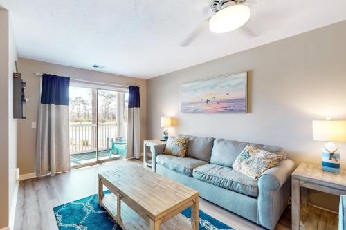 Carolina Forest Apartment | Purple Sunset Sanctuary, Unit 41-E