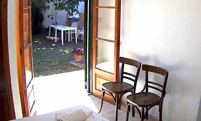 Gouvia House | Pyla Rooms