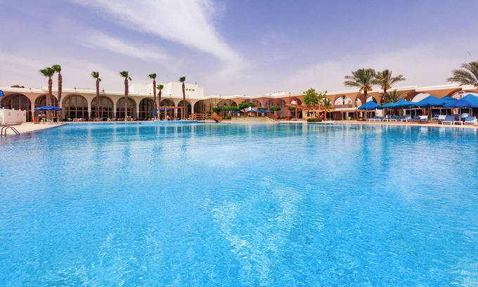 Giza Hotel | Pyramids Park Resort Cairo