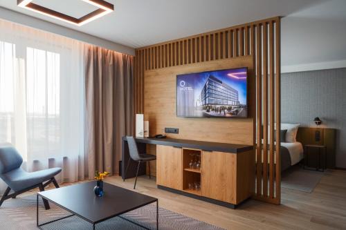 Mokronos Gorny Hotel | Q Hotel Plus Wrocław Bielany