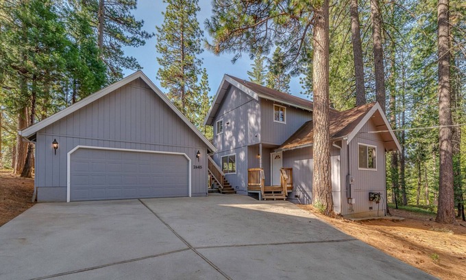 Arnold Cabin | Quaint Cabin Tucked Away in Arnold w/Private Hot Tub and Great View!