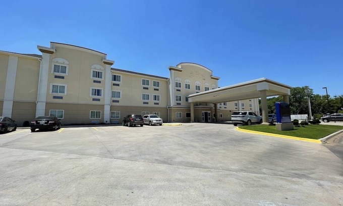 Ardmore Hotel | Quality Inn & Suites