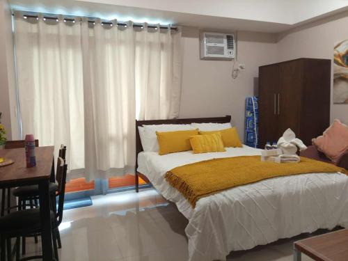 Socorro Apartment | Queen V Staycation Tower D