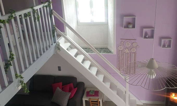 Saint Nazaire sur Charente Villa | Quiet vacation home near beach and bird park