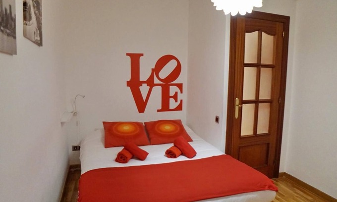La Nova Esquerra de l'Eixample Apartment | Quiet apartment perfect for holidays