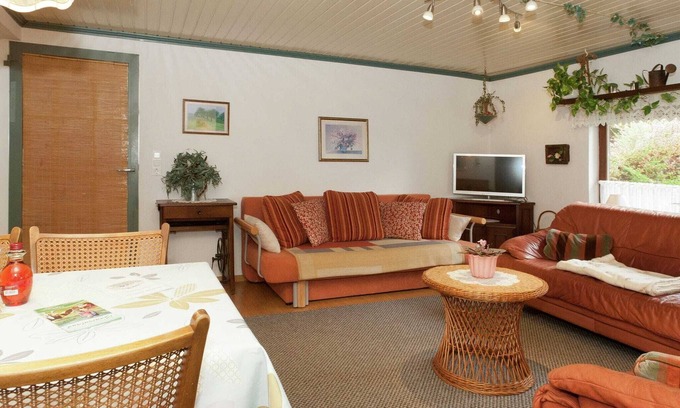 Niederlandenbeck Apartment | Quiet, cozy apartment in Menkhausen (Sauerland) close to the ski area