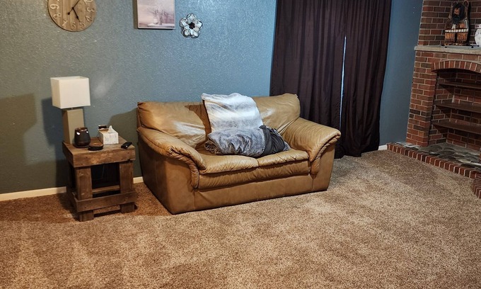 Billings House | Quiet one bedroom with bathroom on the west end of Billings
