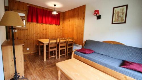 Puy-Saint-Vincent Apartment | Résidence Dame Blanche - DBA215 - APPT 1 CHAMBRE + CABINE - BALCON - 6 PERSONNES - Secteur 1800 MAE-5191