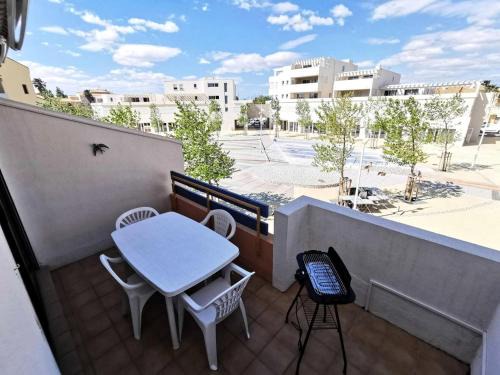 Port Leucate Apartment | Résidence Les Arenes - STUDIO 4 PERSONNES 4 couchages PORT LEUCATE MAE-7051