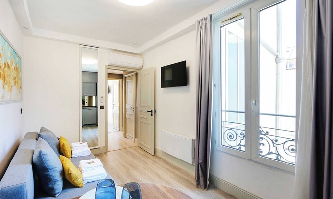Quartier de la Roquette Apartment | Résidence Paris CHARONNE