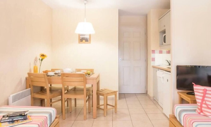 Soulac-sur-Mer Apartment | Résidence Pierre & Vacances Les Dunes du Médoc*** - Apartment for 5 people - 1 bedroom - Terrace or balcony