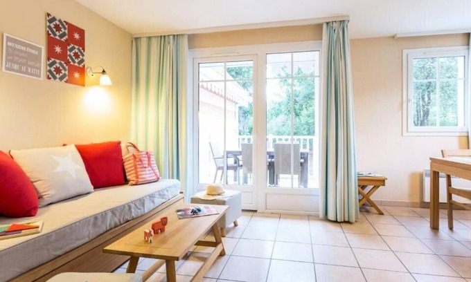 Soulac-sur-Mer Apartment | Résidence Pierre & Vacances Les Dunes du Médoc*** - Apartment for 5 people - 1 bedroom - Terrace or balcony - South exposure