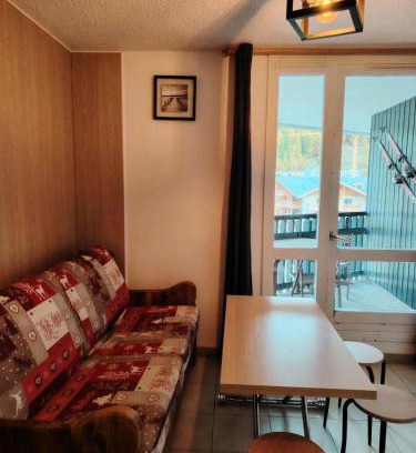Les Claux Apartment | Résidence Ski Soleil - Bel appartement 4 couchages Centre station télécabine MAE-0041