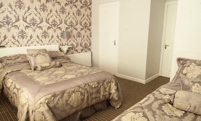 Killarney House | Railway Lodge Guest House