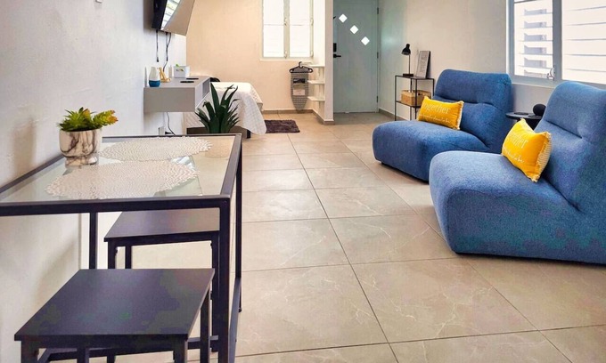 Maleza Baja Apartment | Ramey Base: 2 Mins-Airport/Beach/Golf/Restaurants
