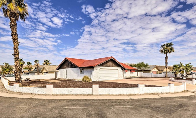 Holiday Shores House | Ranch-Style Bullhead City Home: Private Patio
