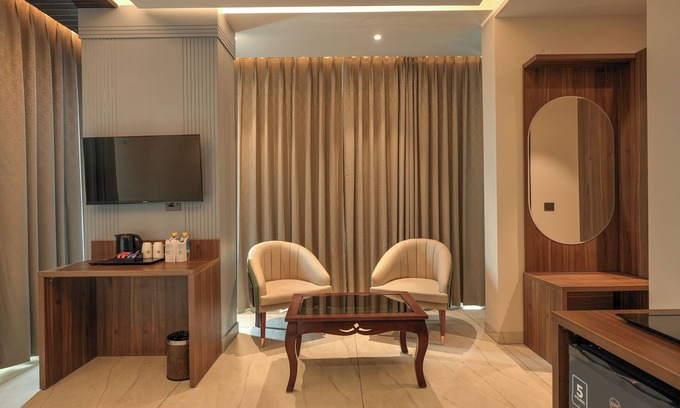 Greater Noida Hotel | RC Dream Place