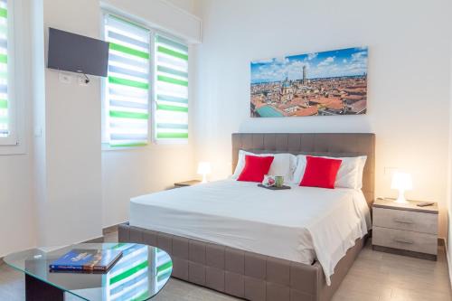Historic Center Apartment | Realkasa Azzarita Flat