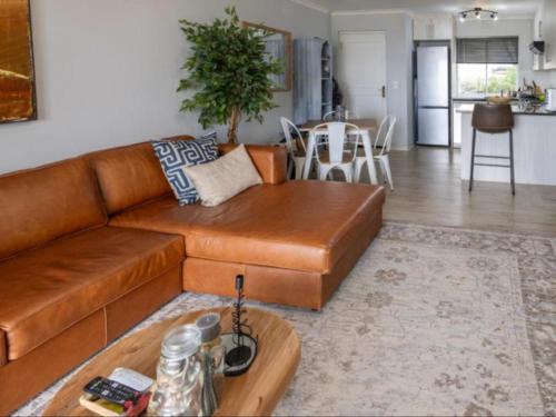 Hermanus Apartment | Refresh at 50 Whale Rock
