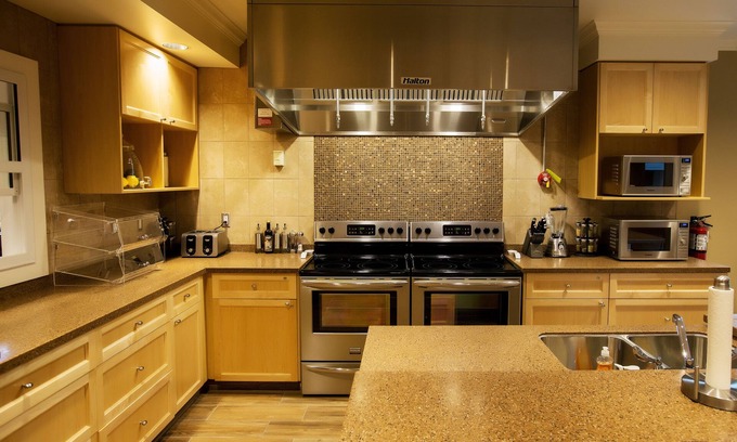 Saskatoon Downtown Hotel | Refresh Inn & Suites