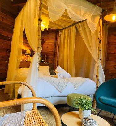 Auchay-sur-Vendee Cabin | Refuge de Campagne Le Chalet