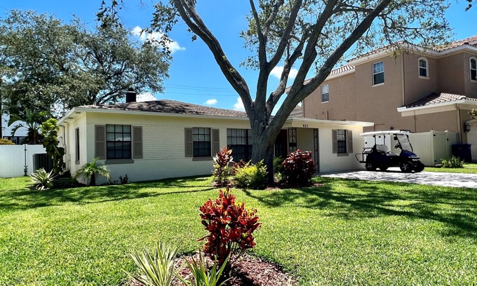 Davis Islands House | Relax on beautiful Davis Islands