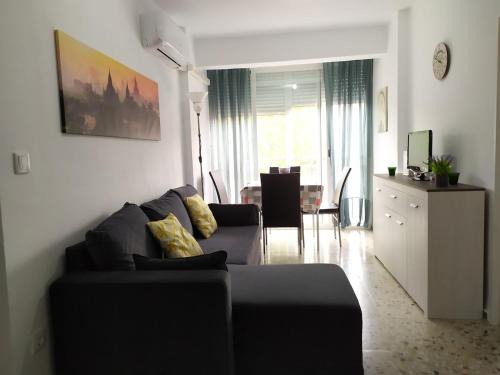 Distrito Sur Apartment | Relax Plaza Andalucia