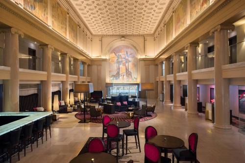 Downtown Denver Hotel | Renaissance Denver Downtown City Center Hotel