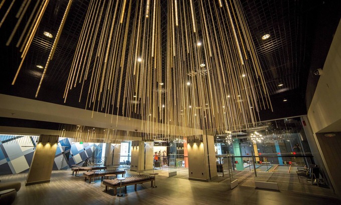 Downtown Reno Hotel | Renaissance Reno Downtown Hotel & Spa