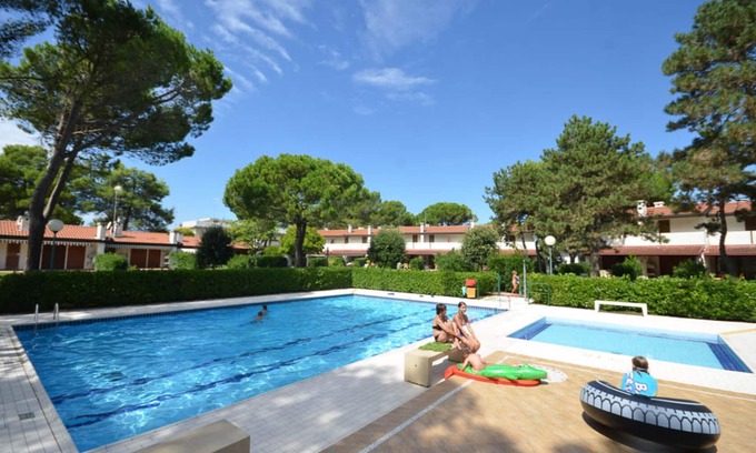 Bibione Lido dei Pini Apartment | Renovated apartment with garden