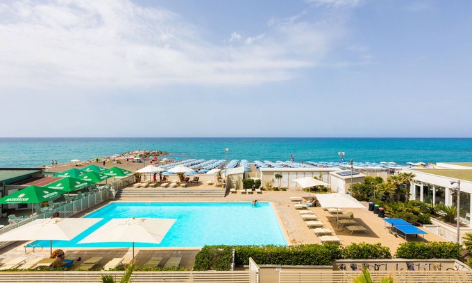 Marina di Cecina Hotel | Residence in Marina di Cecina a few steps from the sea