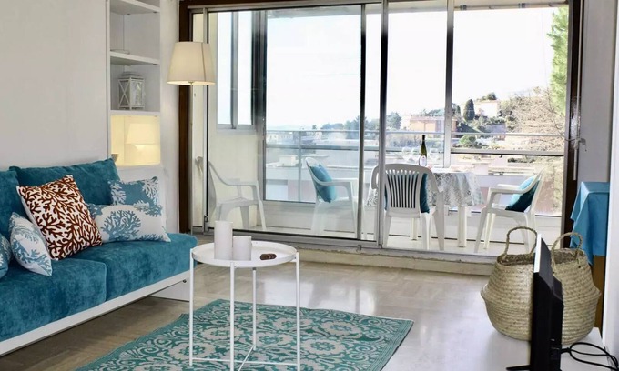 Bastide Giraud Apartment | Residence Le Montet C - Apartment Studio, 2 Beds, Villeneuve-Loubet