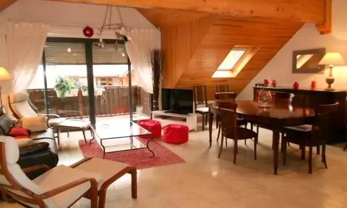 Saint-Lary-Soulan Apartment | Residence Le Grand Hotel - Apartment 10 people in the center of the village